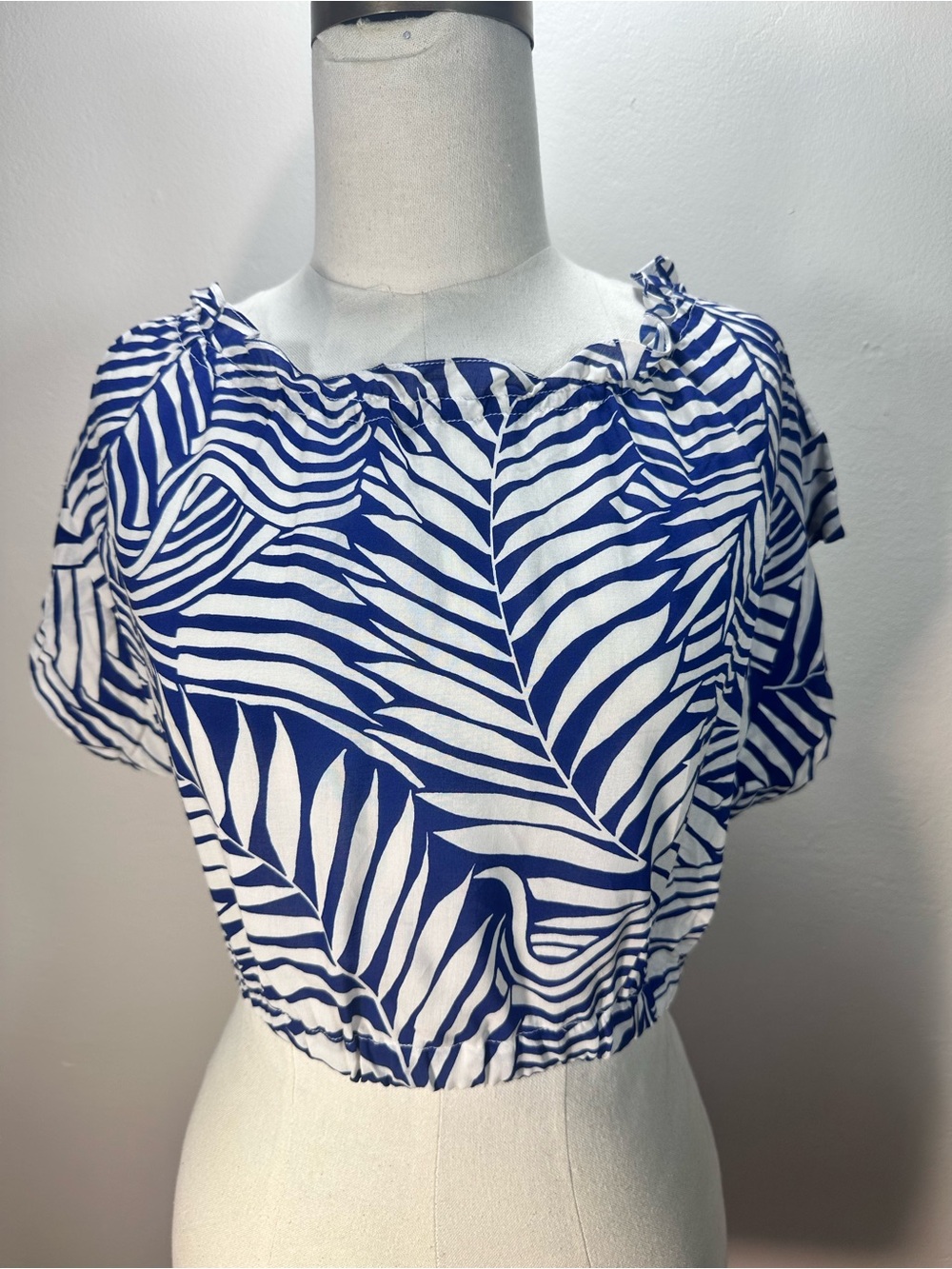 Lemlem Blue & White Palm-Print Crop Top